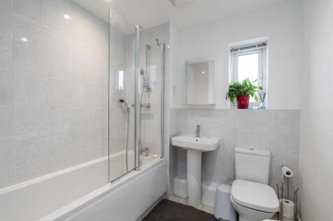 26 Rosewood Drive_9.jpg