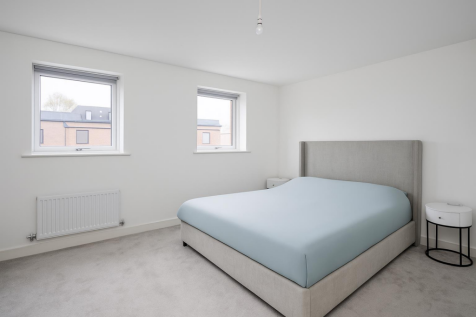 73 Newman Square_3.png