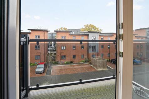 73 Newman Square_7.jpg