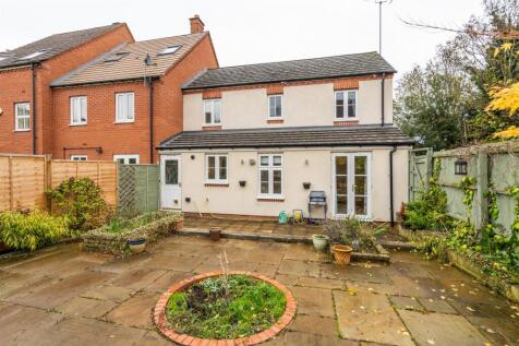 14 Middlewood Close_18.jpg