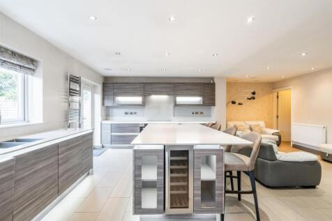 6 Regan Avenue_22.jpg