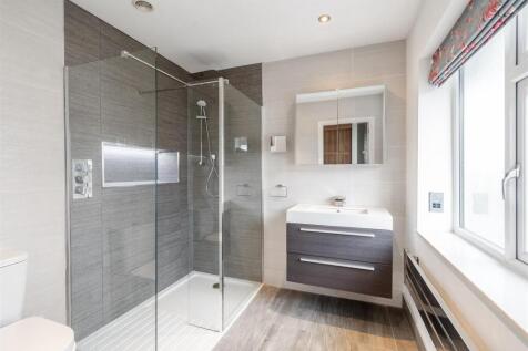 6 Regan Avenue_7.jpg