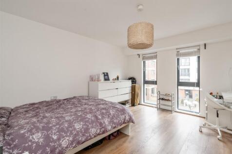 Apartment 9, 8 Rea Place_6.jpg