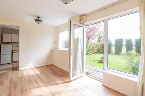 28 Blaythorn Avenue-11_lo.jpg