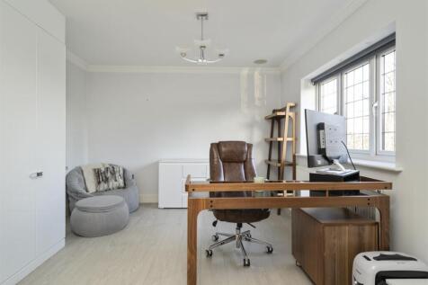 17 Avenue Road_30.jpg