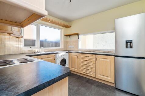 24 Broomfields Farm Road_13.jpg