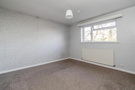 24 Broomfields Farm Road_5.jpg