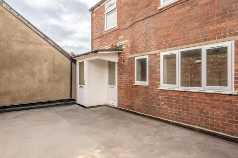 Flat 4, 2170 Coventry Road_1.jpg