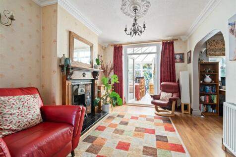 34 Barrrington Road_3.jpg