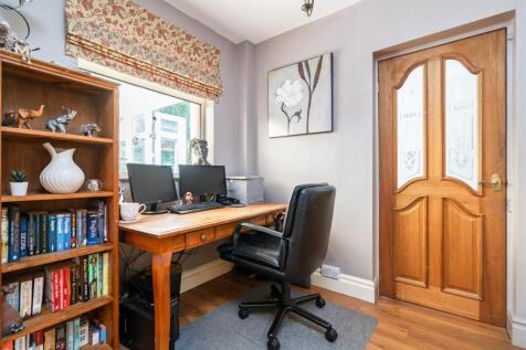 34 Barrrington Road_5.jpg