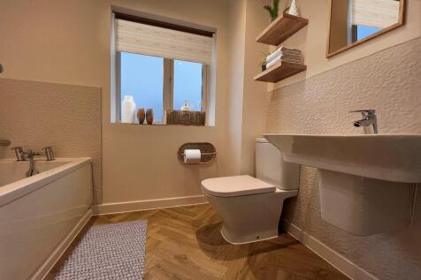 Cliveden Bathroom