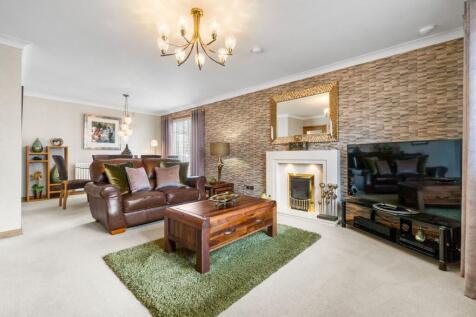 Dining Lounge