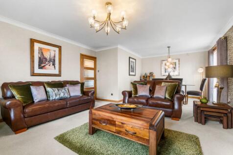 Dining Lounge