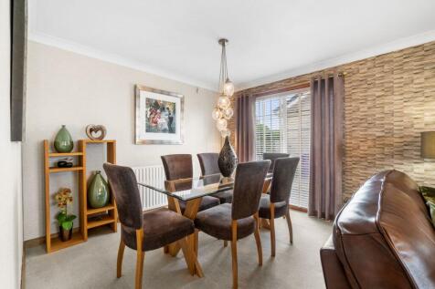 Dining Lounge