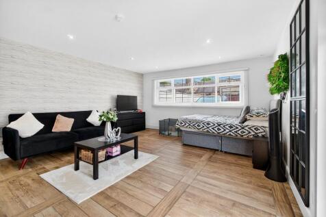Annex Lounge