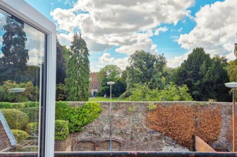 castle view new 4.jpg