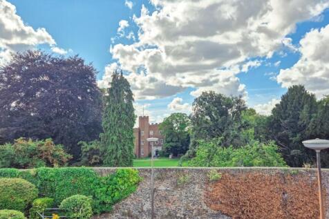 castle view new3.jpg