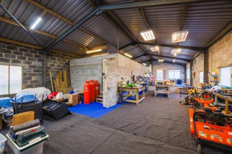 Workshop / Outbuilding 2