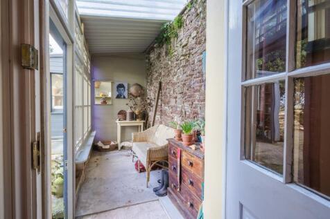 Property Image 29