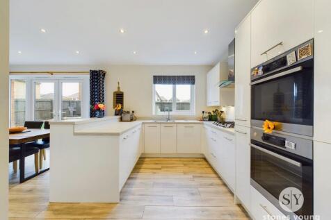 Open Plan Living Dining Kitchen