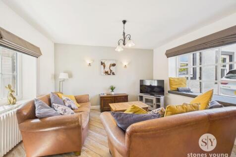 Open Plan Lounge &amp; Dining Room
