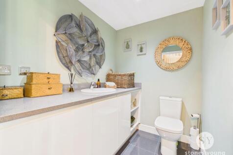 Utility &amp; Cloakroom
