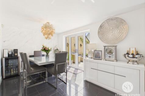 Open Plan Kitchen Dining Room