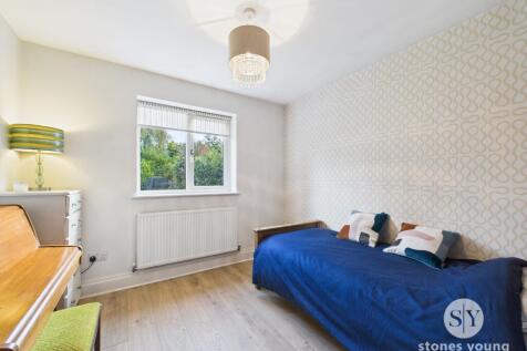 Bedroom 5/Office