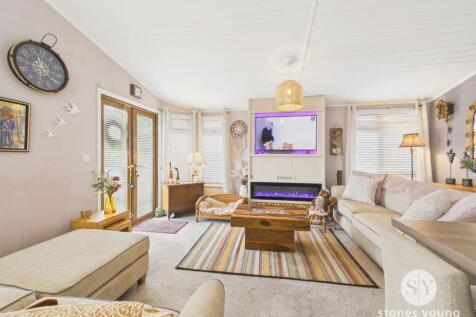 Open Plan Living Dining Kitchen