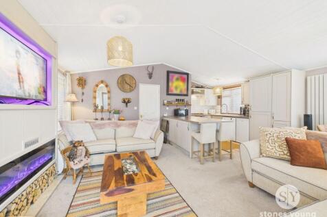 Open Plan Living Dining Kitchen