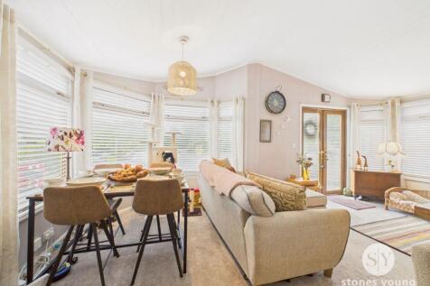 Open Plan Living Dining Kitchen