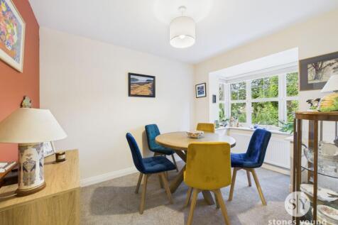 Dining/Sitting Room