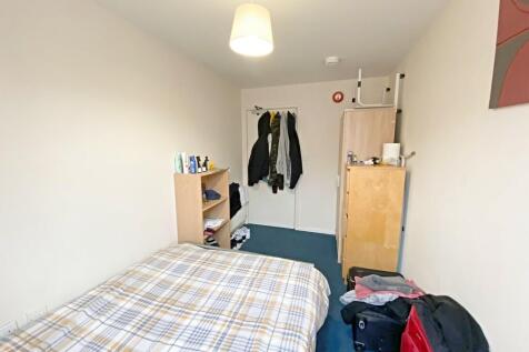 Bedroom 4b