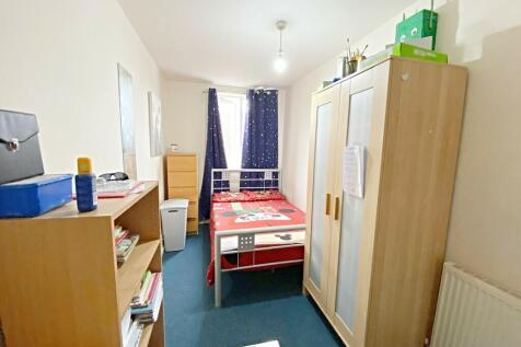 Bedroom 1a