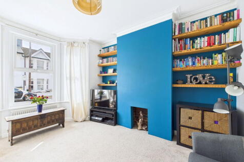 Property Image 4