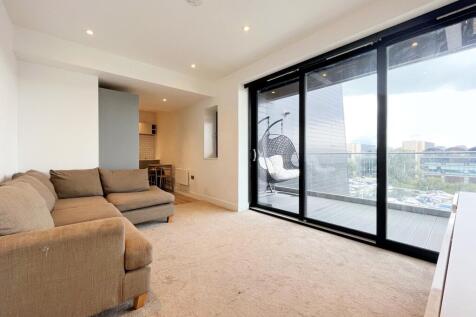 8C4A8CA4-1F23-4864-B