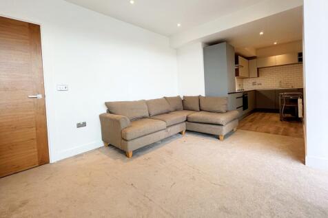 5B0B9BB5-5747-4325-A