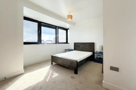 6CFBD03F-7363-4A97-9