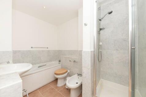 En suite bathroom