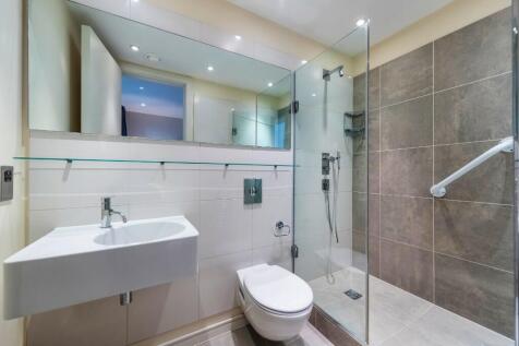 En suite shower room