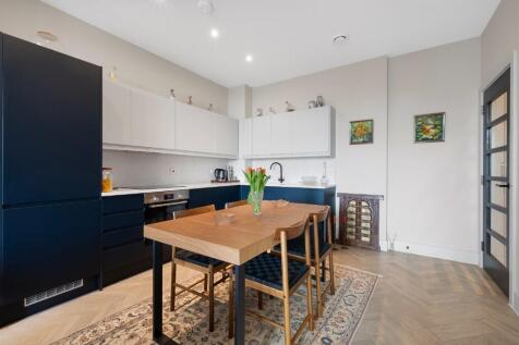 Kitchen/dining area 