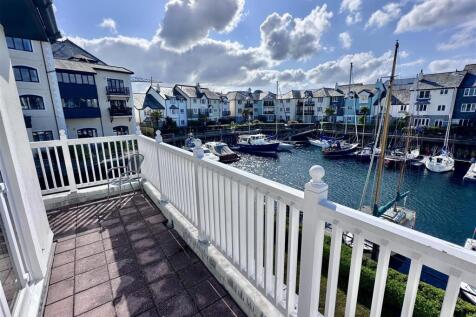 FIRST FLOOR BALCONY