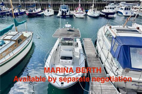 MARINA BERTH