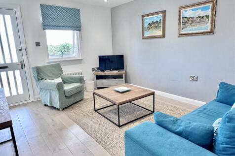 GROUND FLOOR SITTING ROOM