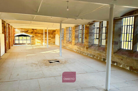 Studio to let