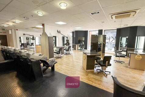 Shop to let