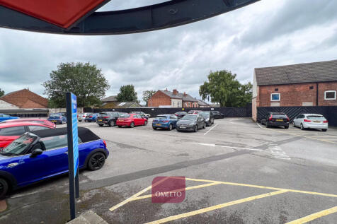 Shared car park
