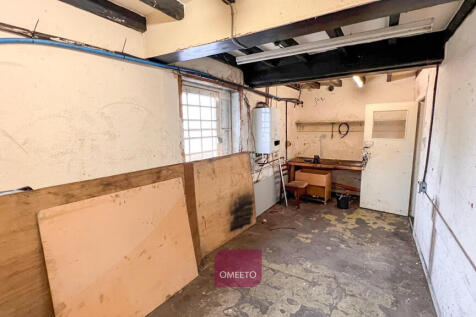 Ground floor storage
