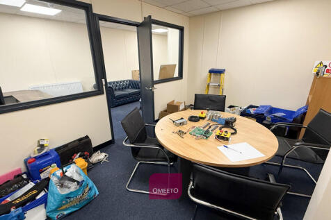 Office with Meeting Room