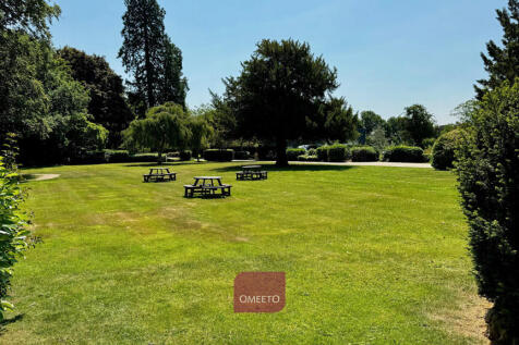 Ednaston Gardens